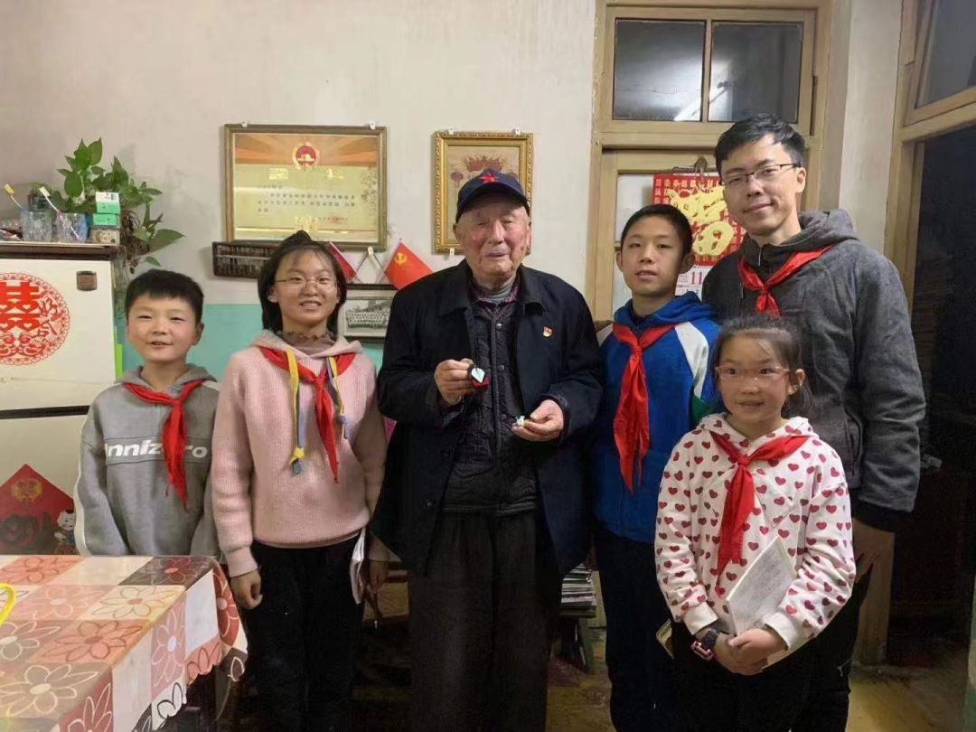 1693882930228.png 1693882930228.png