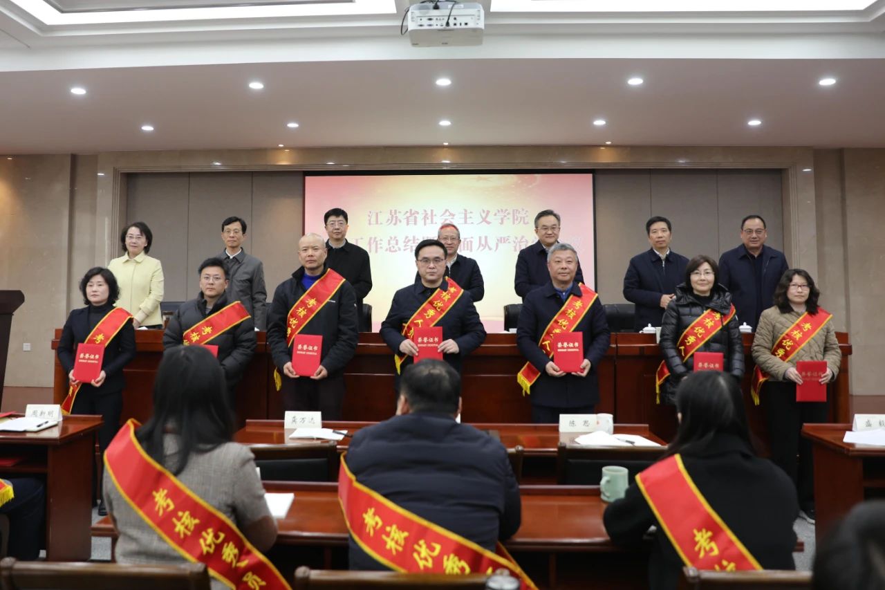 1739493570105.jpg 1739493570105.jpg