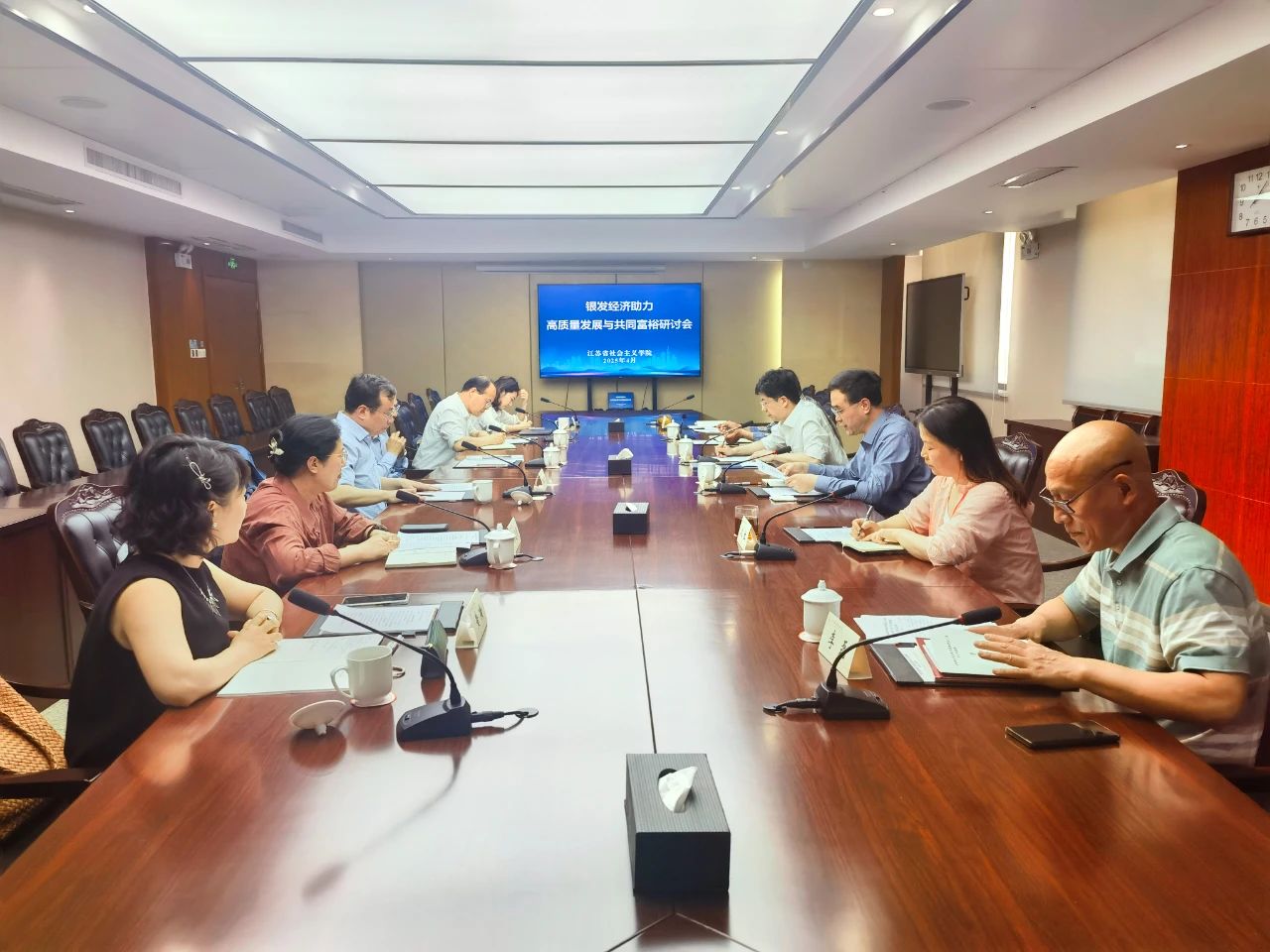 1745721836918.jpg 1745721836918.jpg